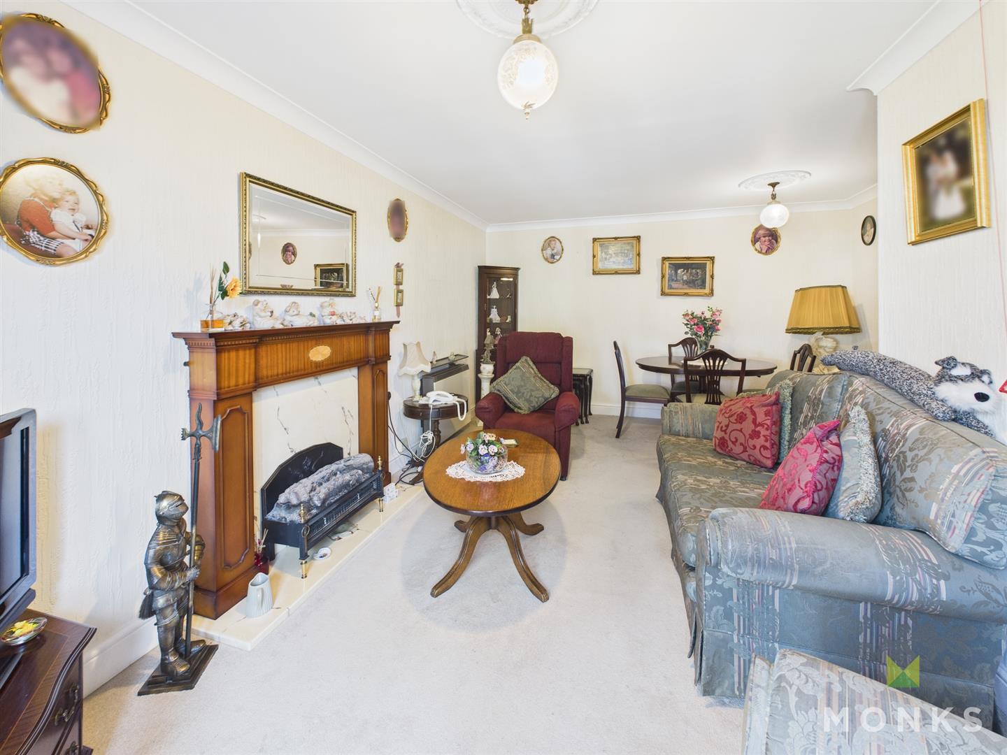 322 The Cedars, Shrewsbury, SY2 6BY For Sale